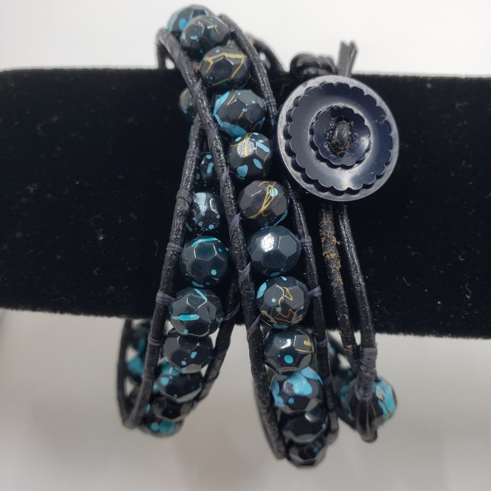 Wrap Bracelet Faceted Acrylic Black Beads with Blue and Gold Splatter Accents